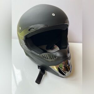 Matte Black Motorcycle Helmet with Silver Graphite Accent Medium Adult